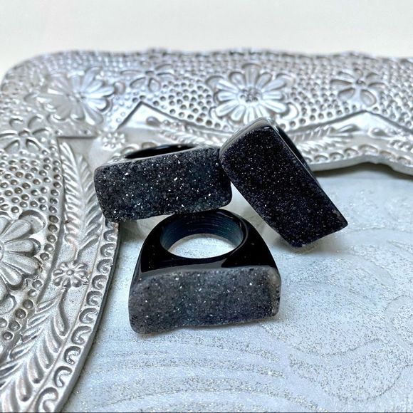 BLACK SOLID SEAMLESS SLAB DRUZY CRYSTAL RING HANDCRAFTED NEW IN BOX BOHO CHIC - Picture 3 of 7